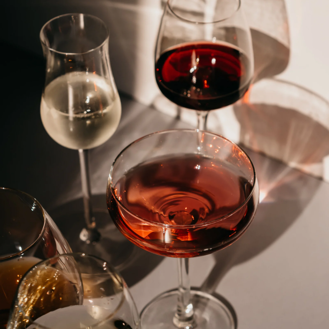 From Grapes to Glass: The Art of De-alcoholising Wine