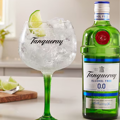 Tanqueray_0.0_with_Lime